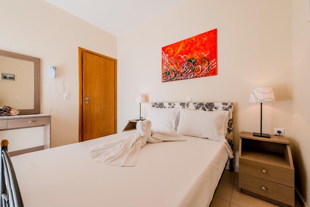 Archangelos Houses Rom bilde
